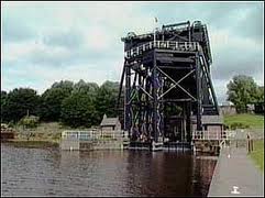 The famous Anderton Boat Lift - Just 5 minutes from th Paintshed, Anderton